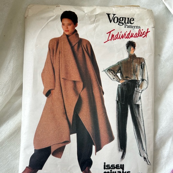 Vintage Sewing Patterns - Picture 13 of 16